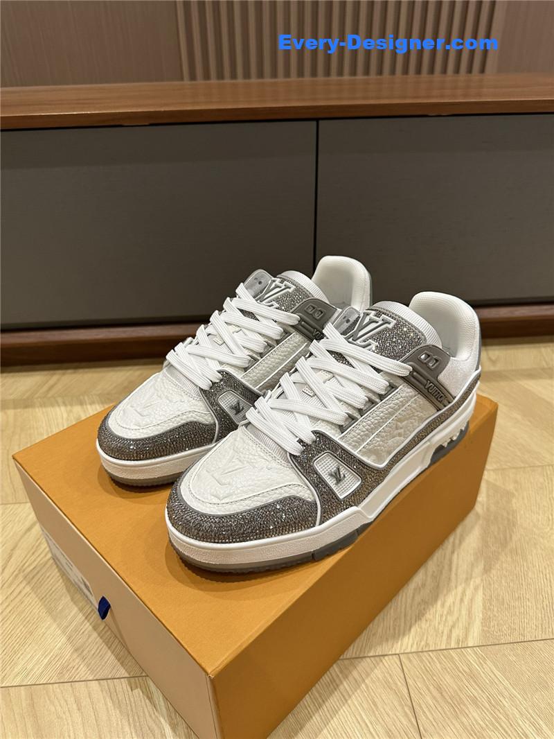 louis vuitton LV  trainer sneakers