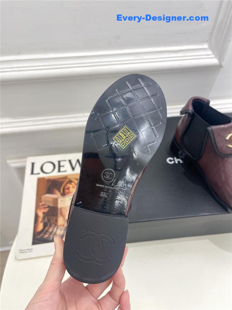 CC logo rhombus short boots