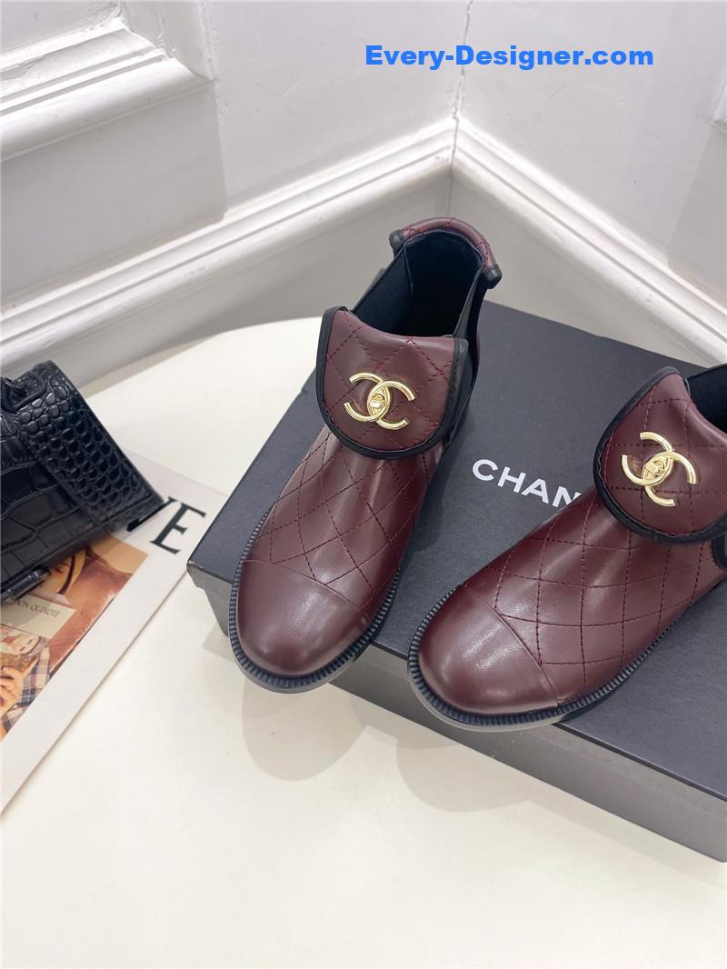 CC logo rhombus short boots