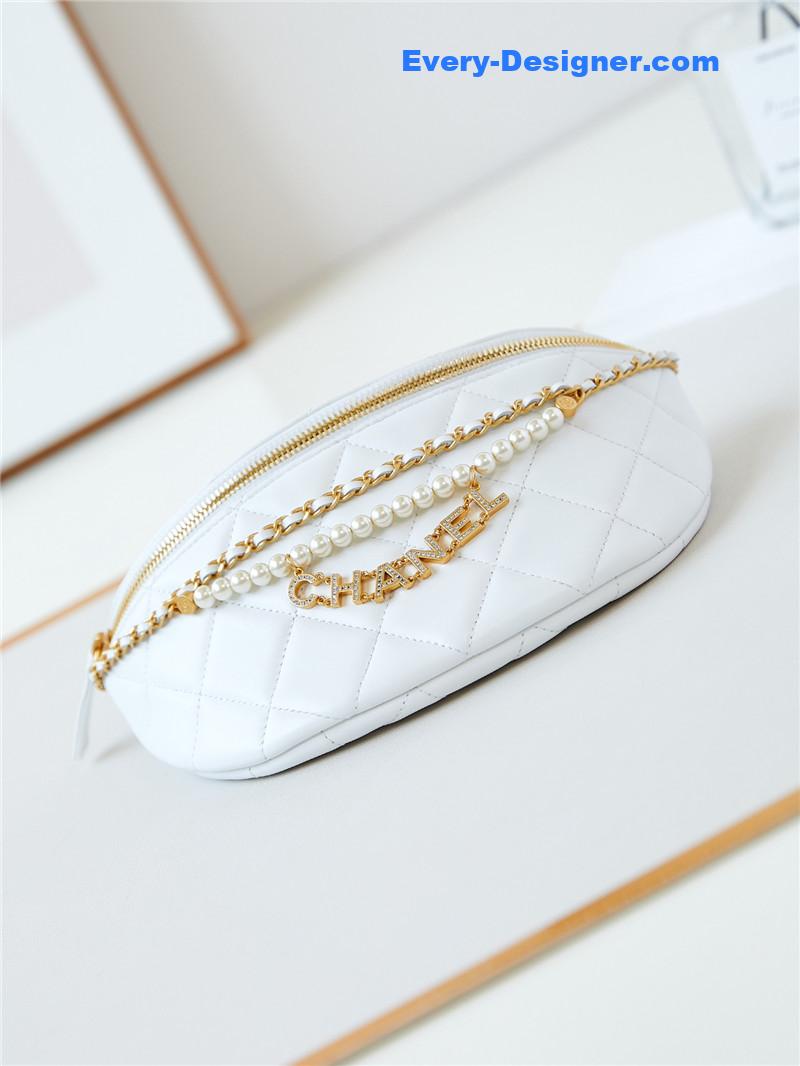 Ch**el pearl chain waist bag