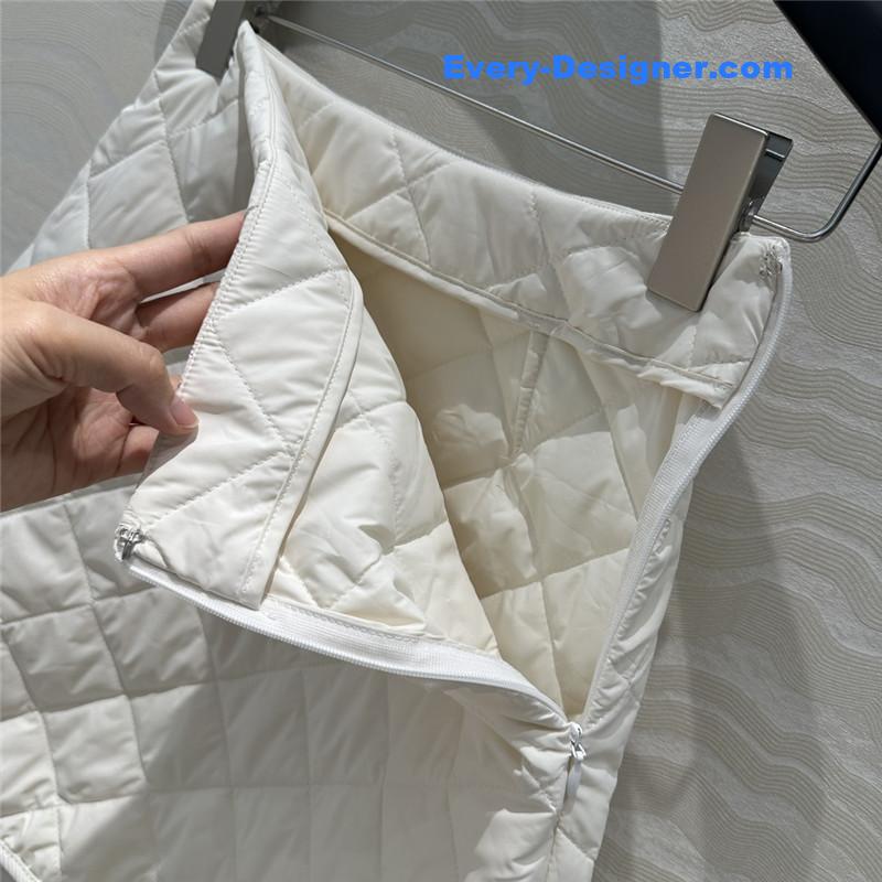 pra*a D1am0nd high waist skirt