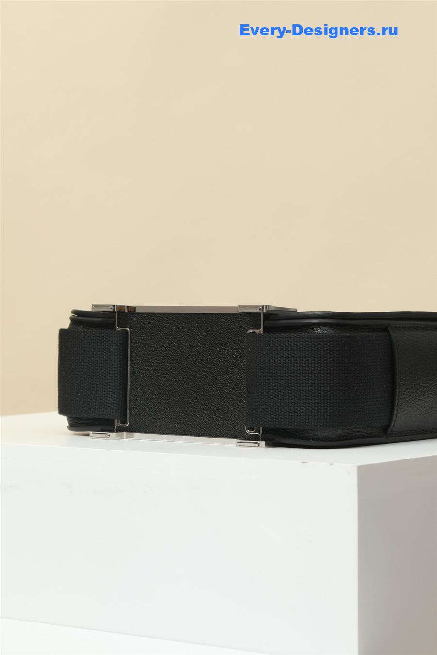 H**me5 chevre mysore geta black