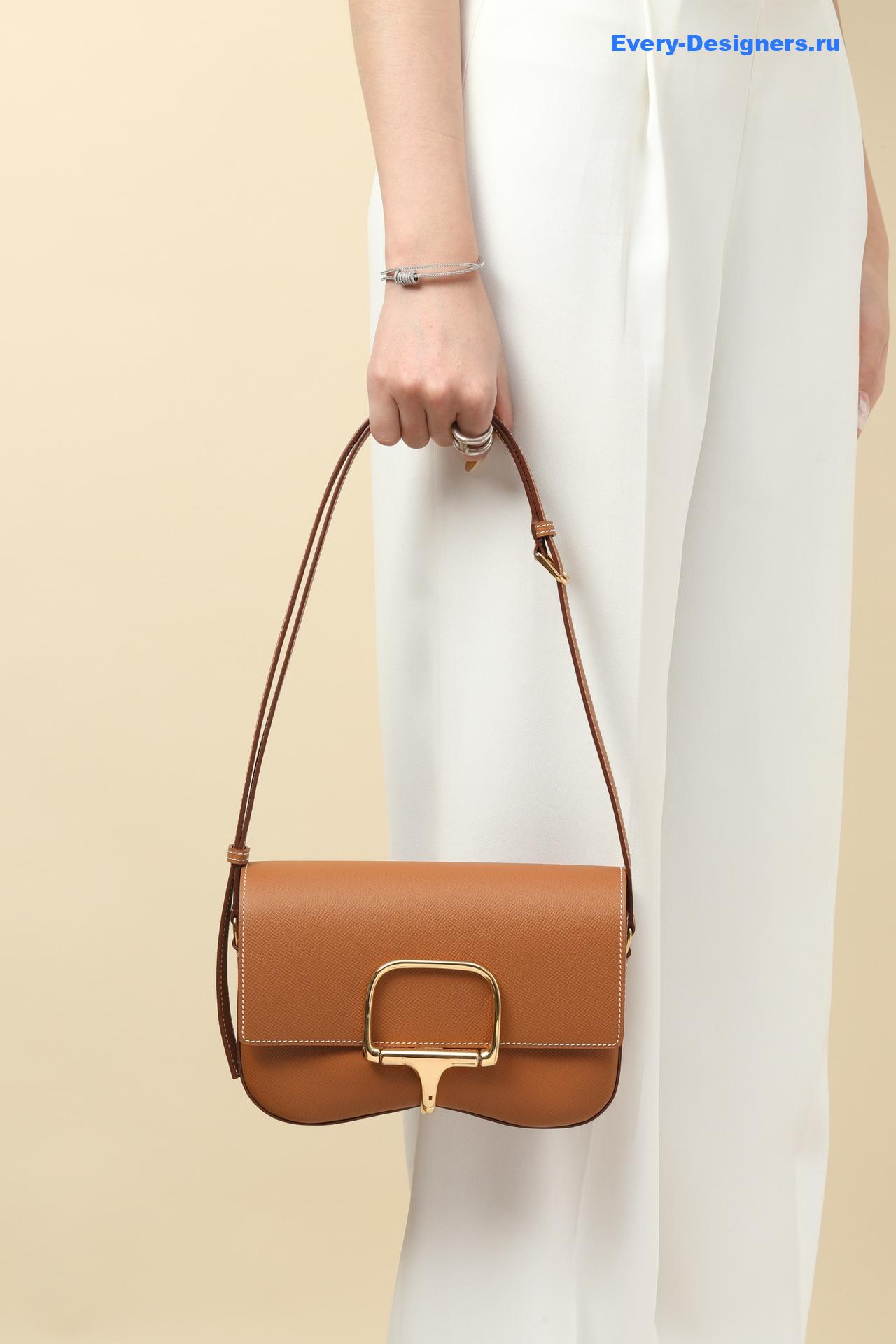 H**me5 della cavalleria elan bag