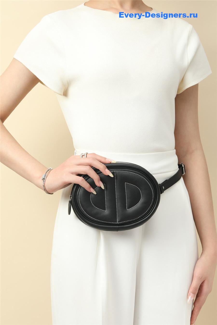 H**me5 in the loop belt bag