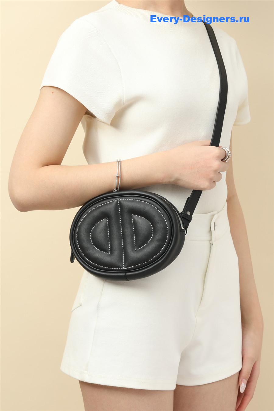 H**me5 in the loop belt bag