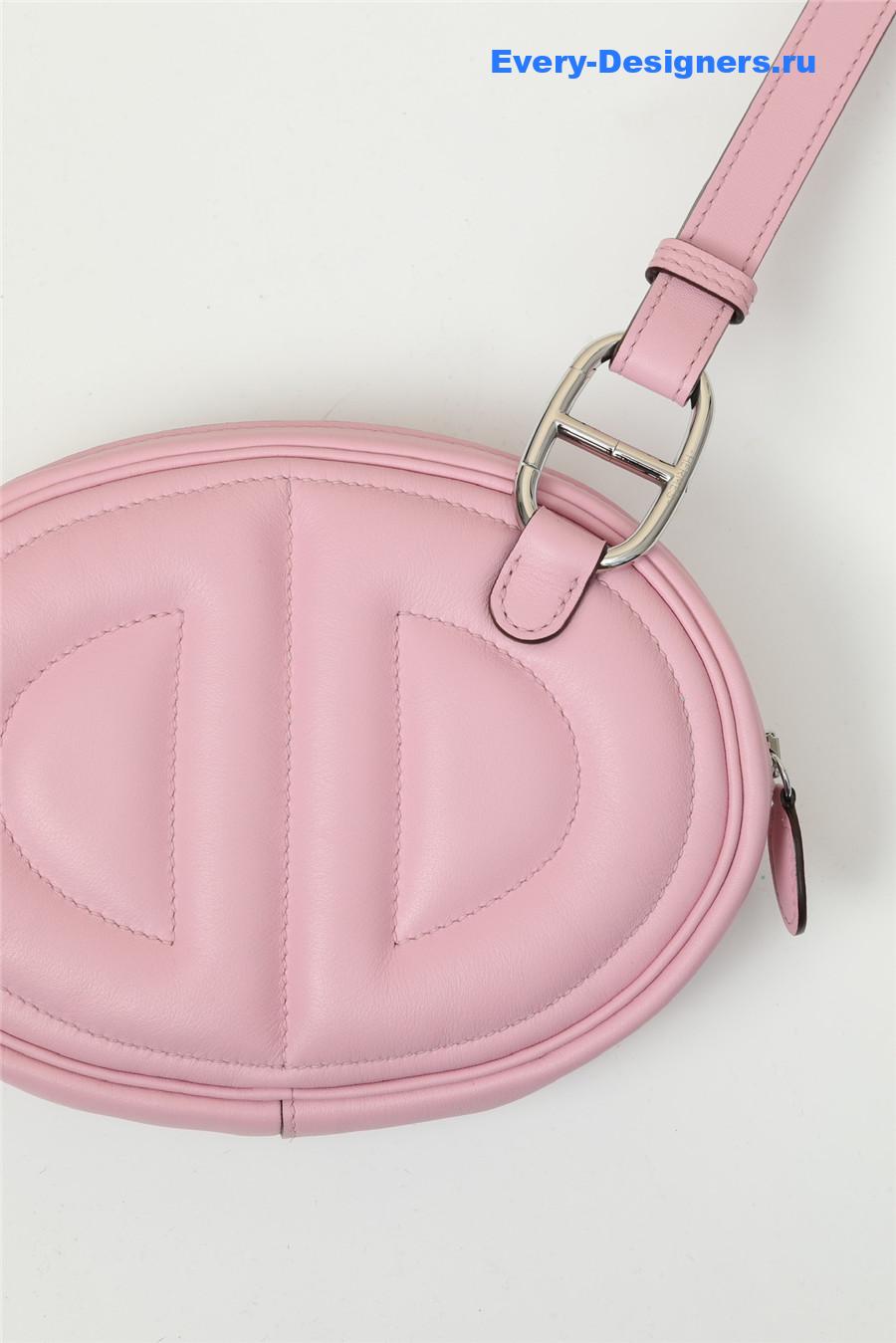 H**me5 in the loop belt bag pink