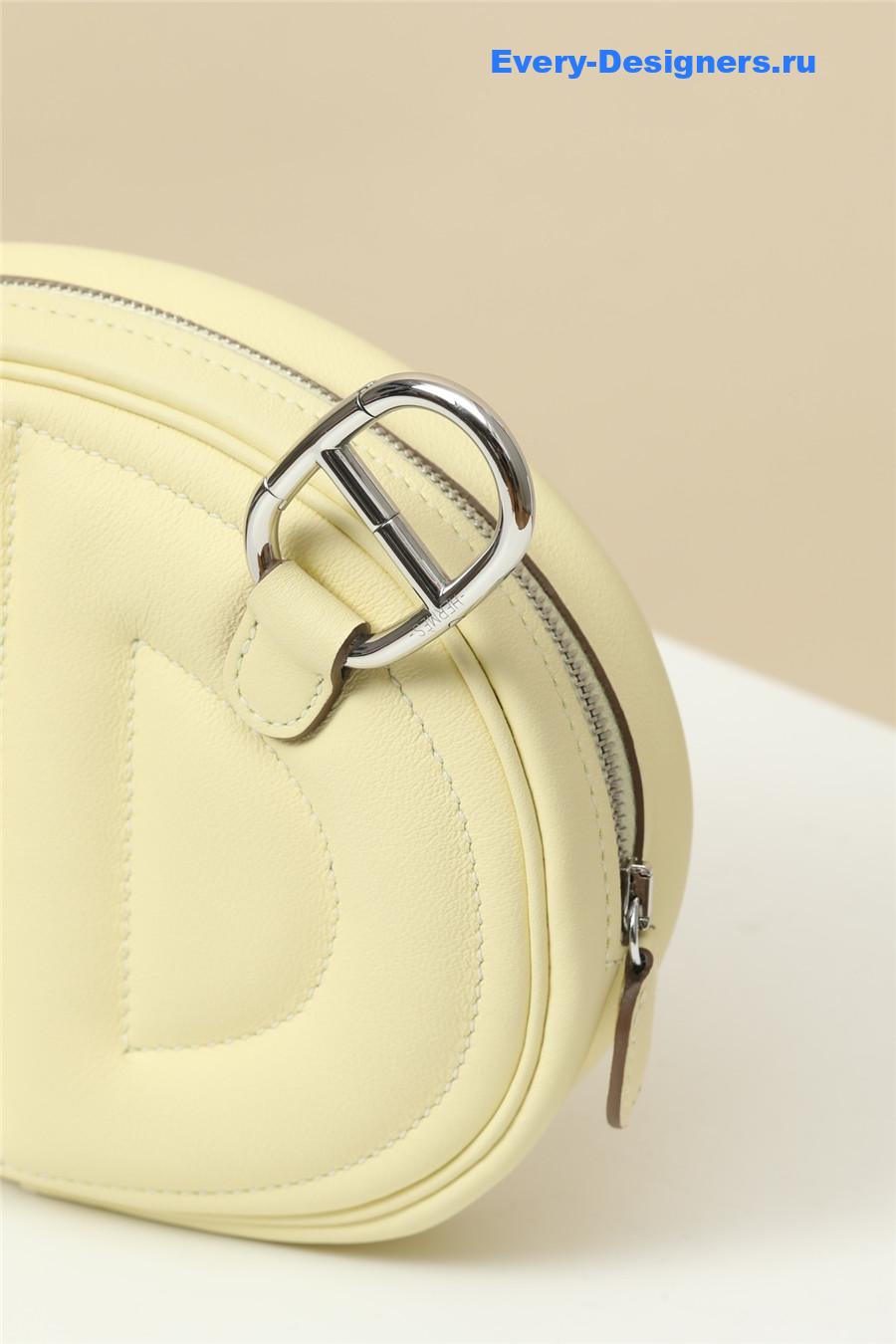 H**me5 in the loop belt bag yellow