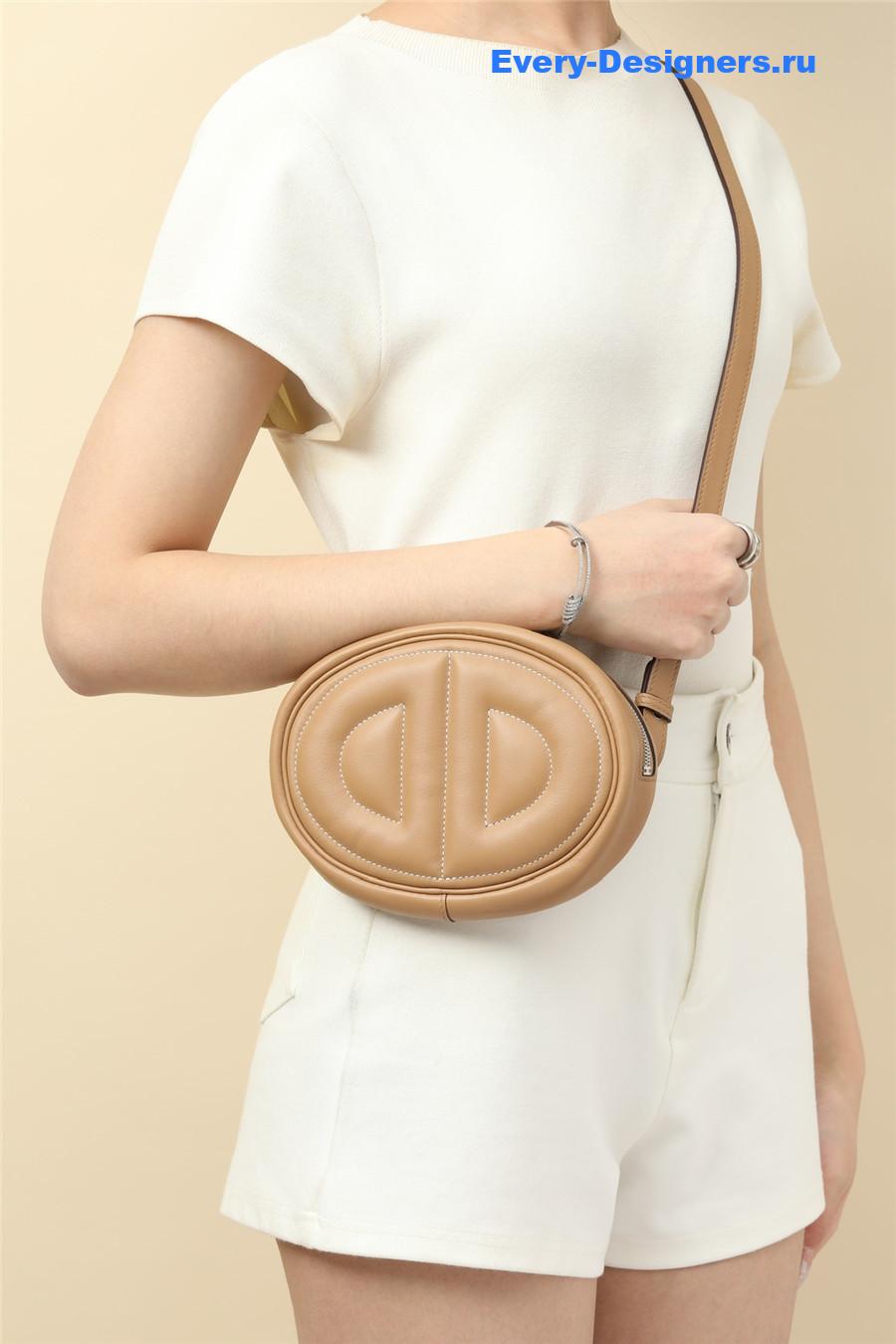 H**me5 in the loop belt bag brown