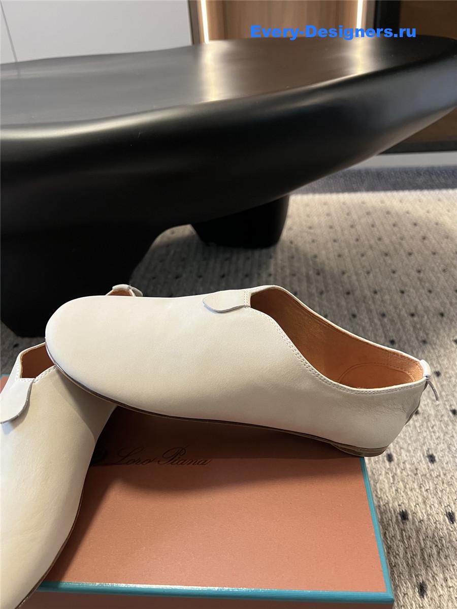 L0r0 P1ana rebech**ela leather ballet flats