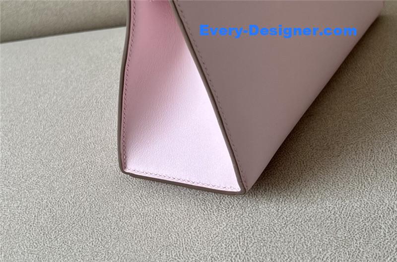 H**me5 kelly pochette swift leather bag