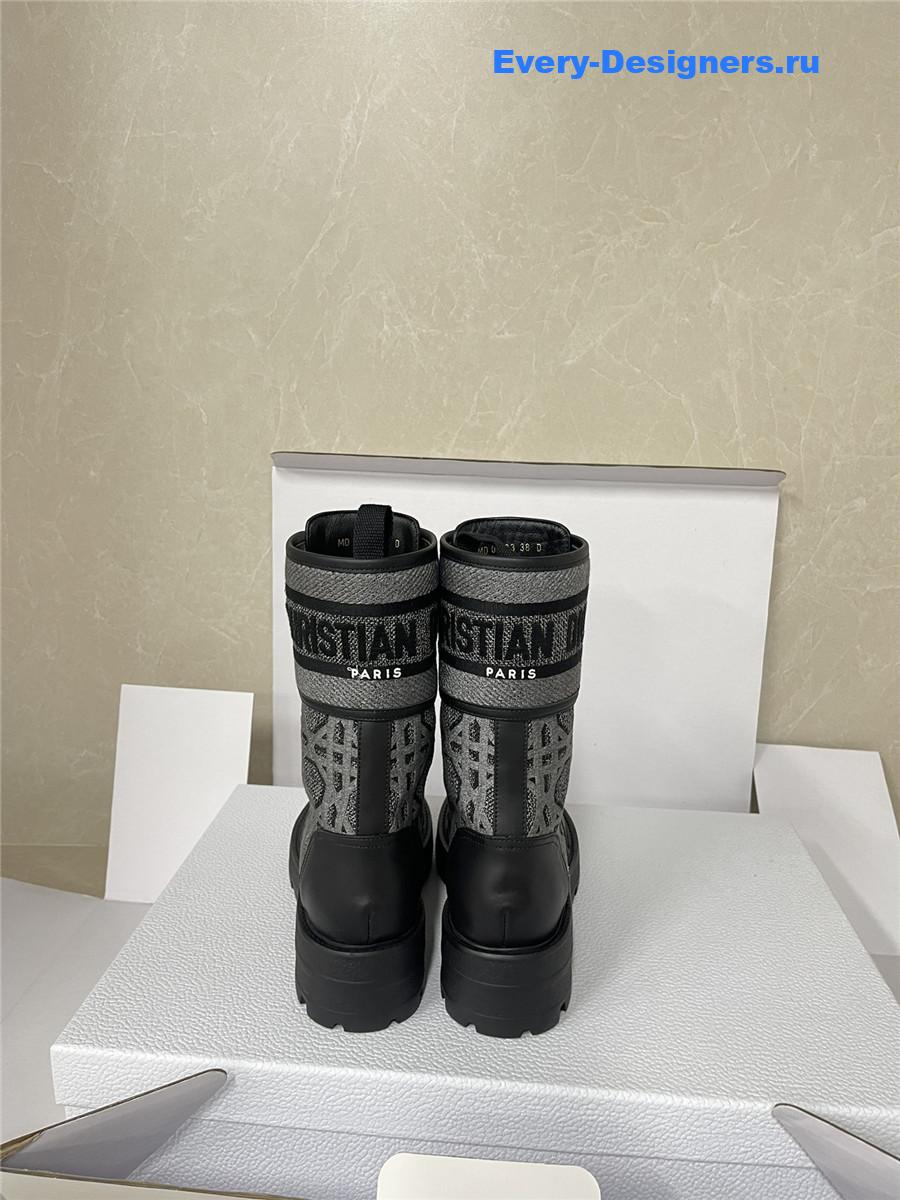 D10r d-major ankle boot