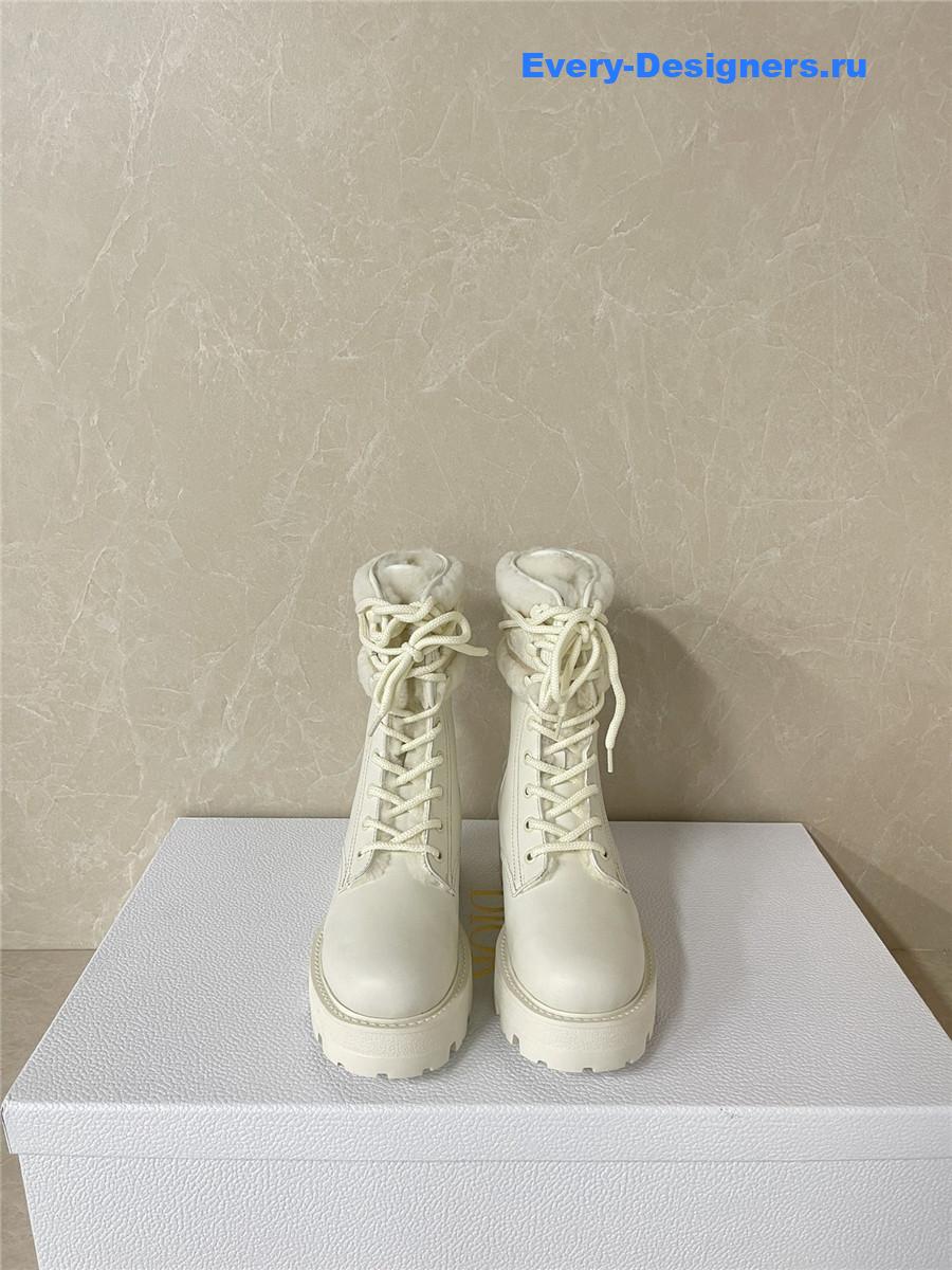 D10r lace-up lambswool martin boots