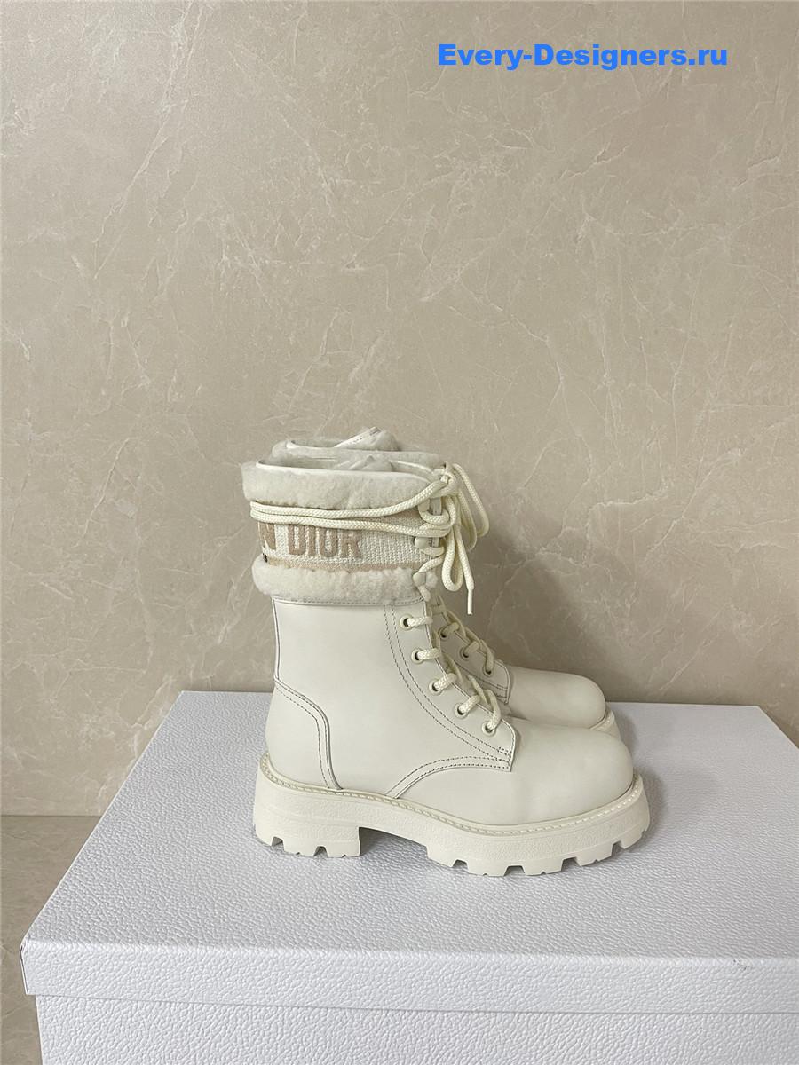 D10r lace-up lambswool martin boots