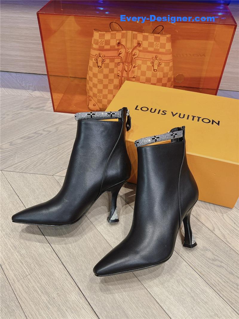 l0vis Vvtt0n lv logo printed short boots