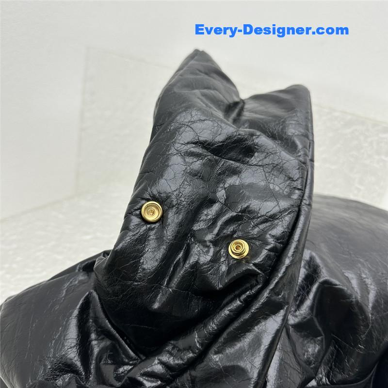 Ba1en*iaga le monaco medium chain bag