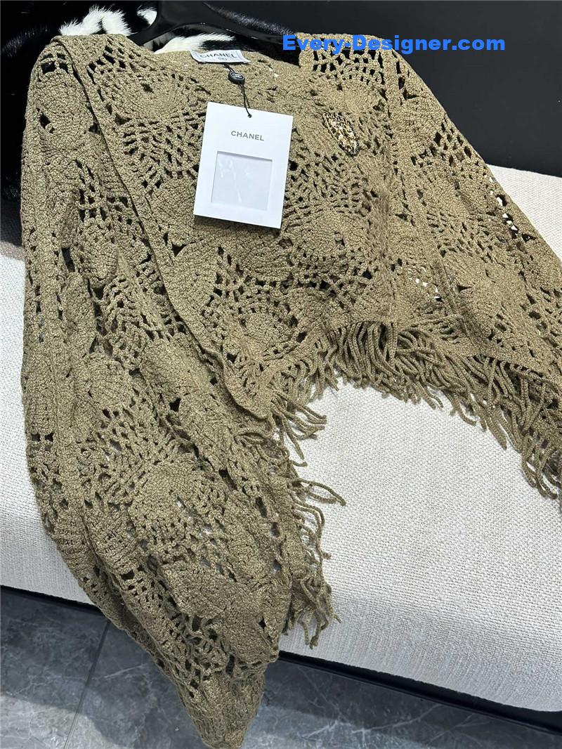 Ch**el flocking cutout top