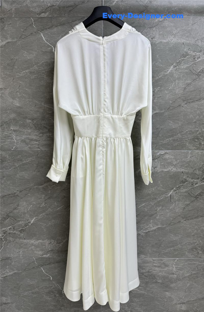 D10r v-neck waist dress