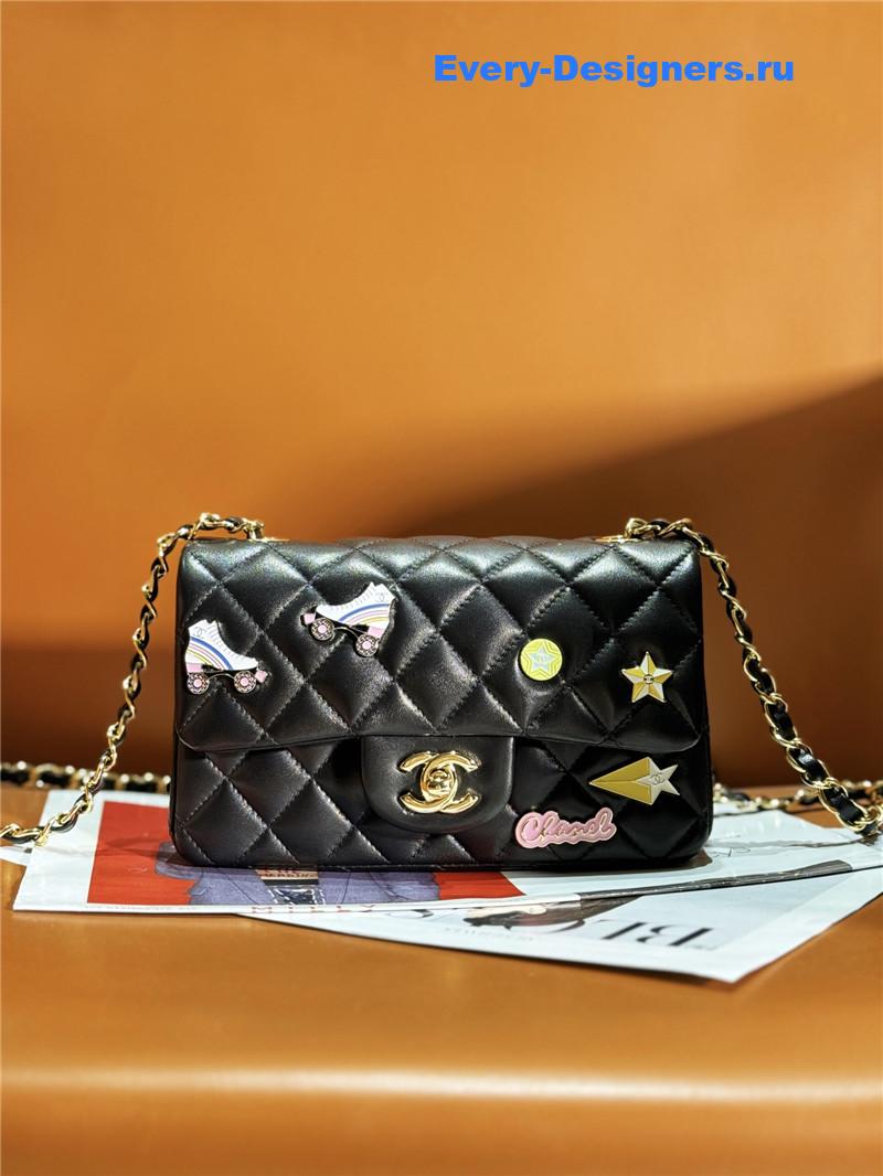 Ch**el cf badge bag small