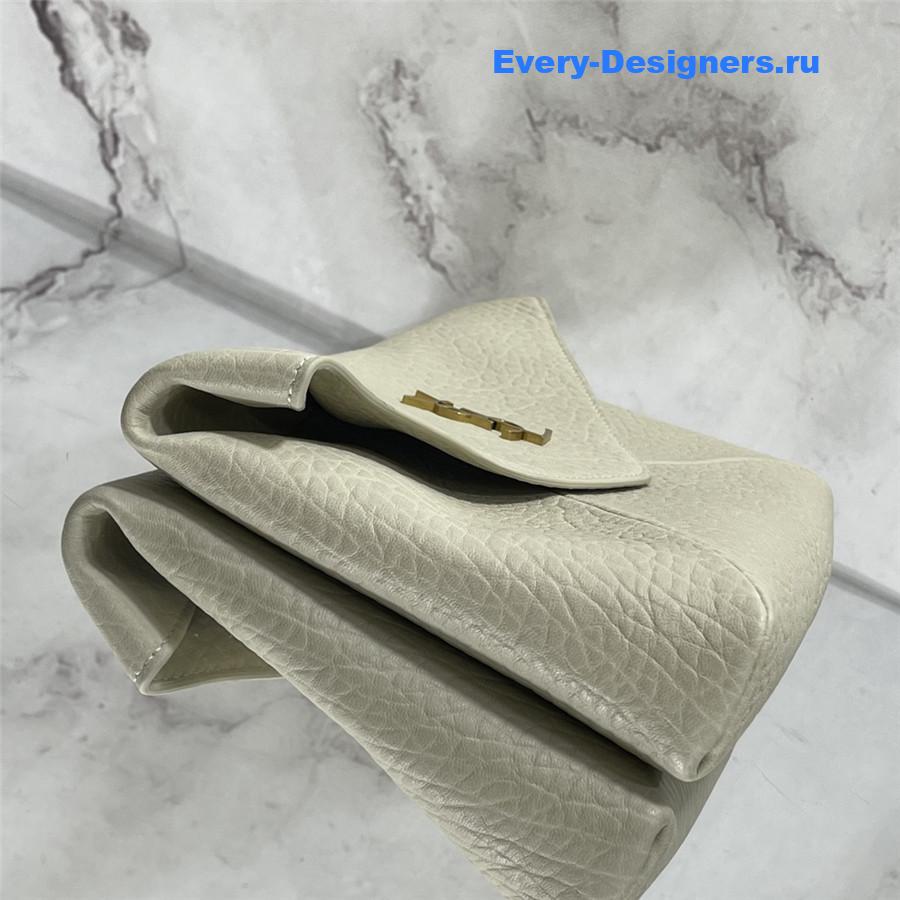 Sa1nt Lau*nt y51 envelope pouch clutch in beige