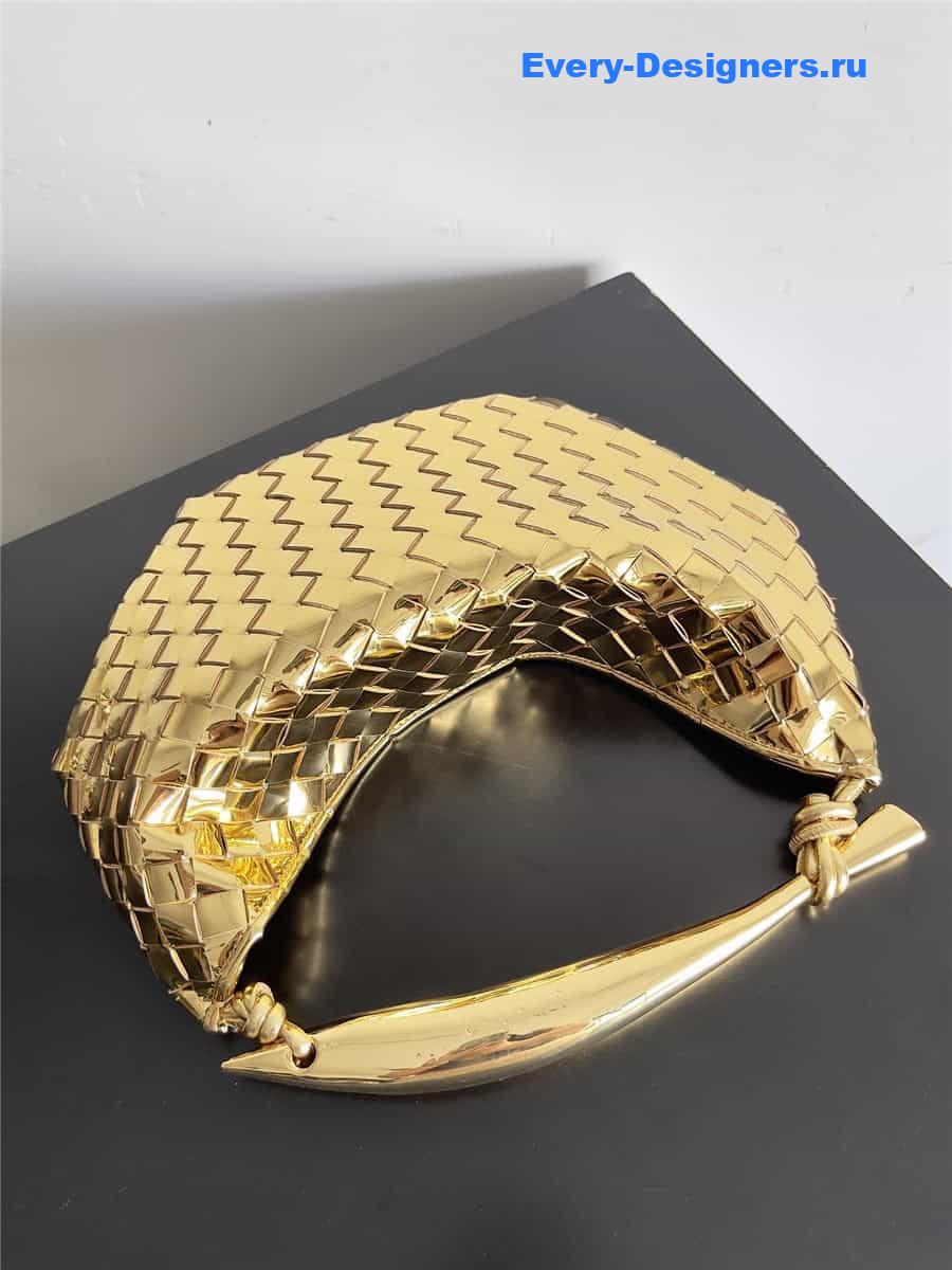 b0tt*ga Ven*ta gold medium sardine bag