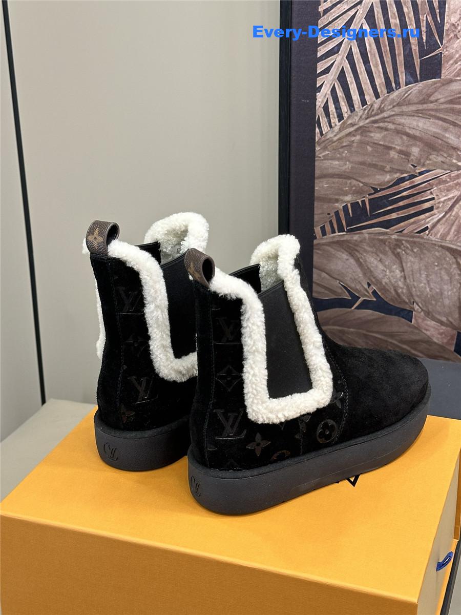 l0vis Vvtt0n lv black platform fur boots