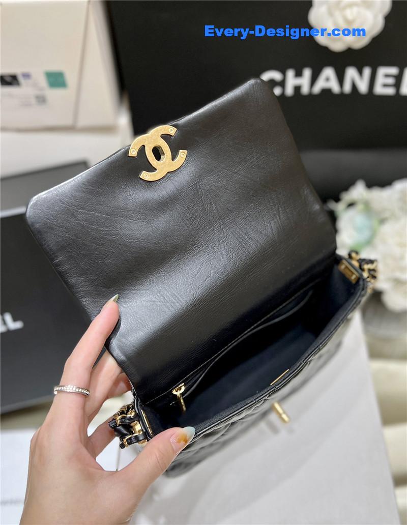 Chanel 19 bag small