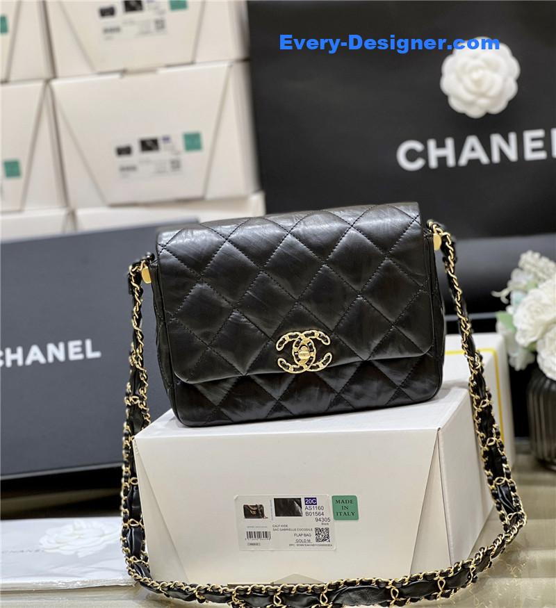 Chanel 19 bag small