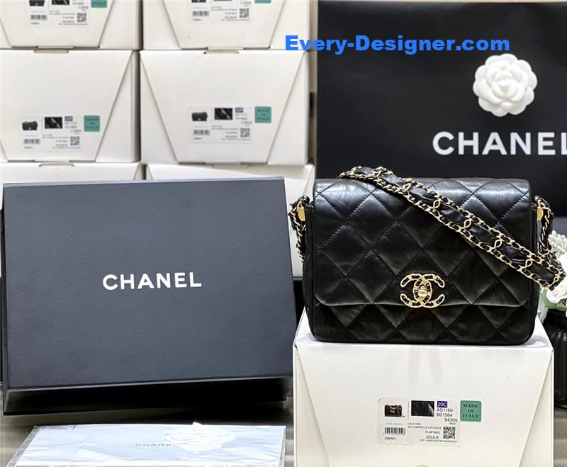 Chanel 19 bag small