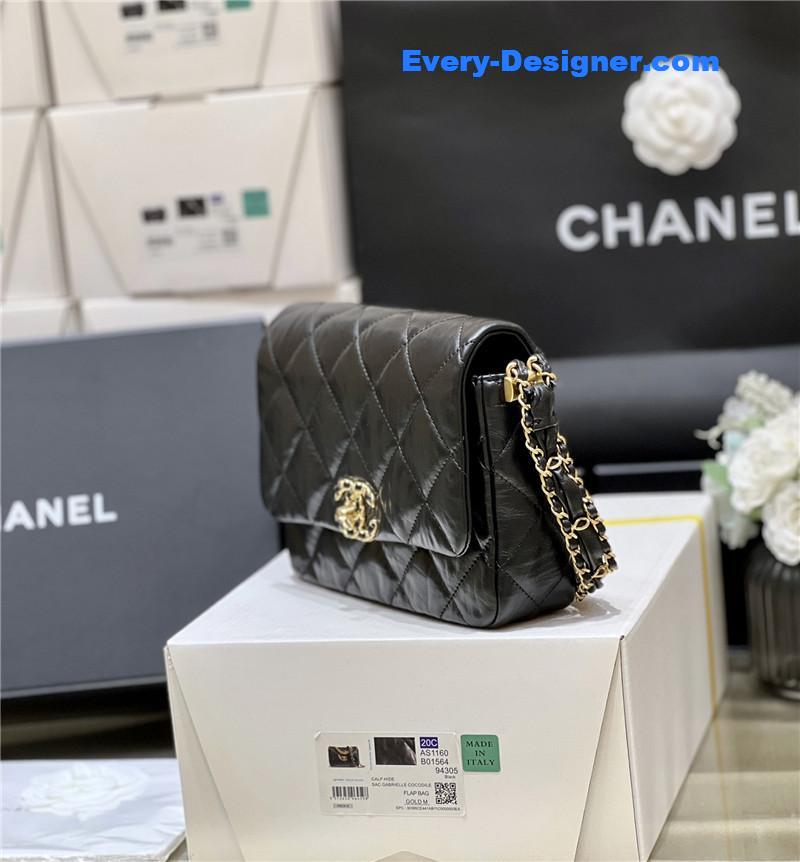 Chanel 19 bag small