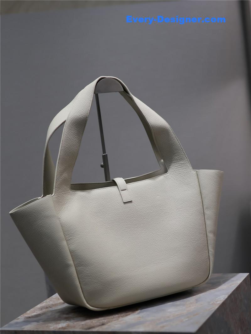Sa1nt Lau*nt bea leather tote bag
