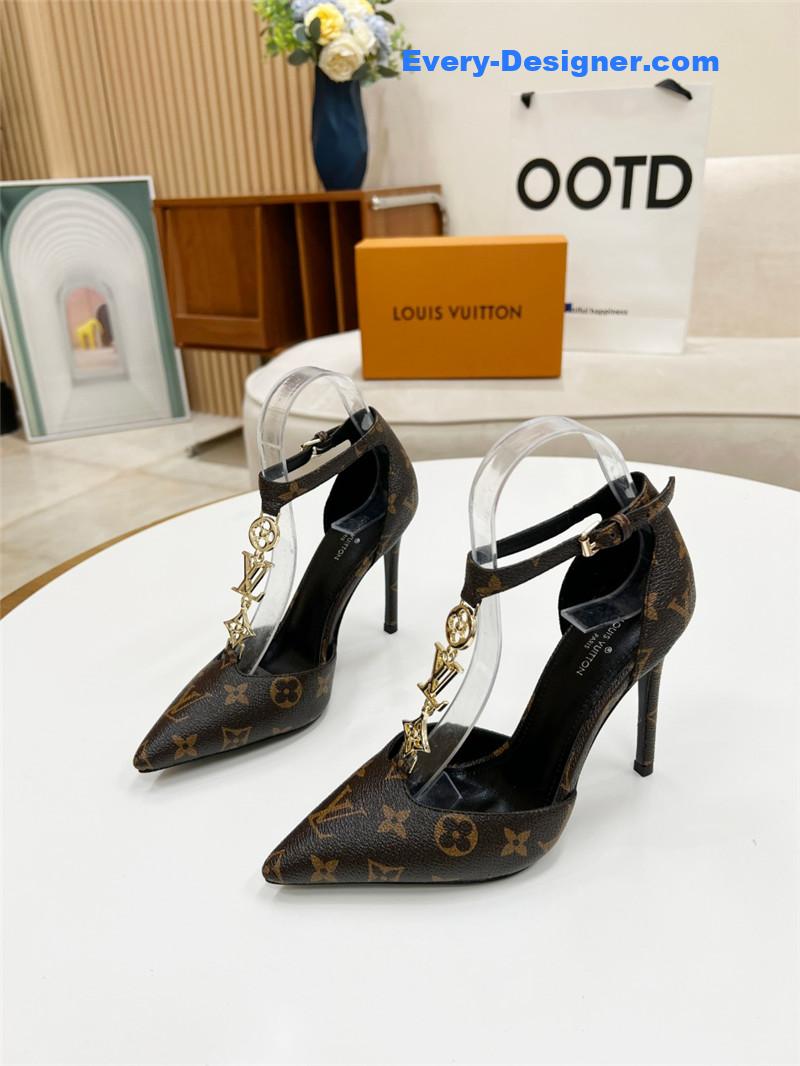 louis vuitton LV metal chain high heels