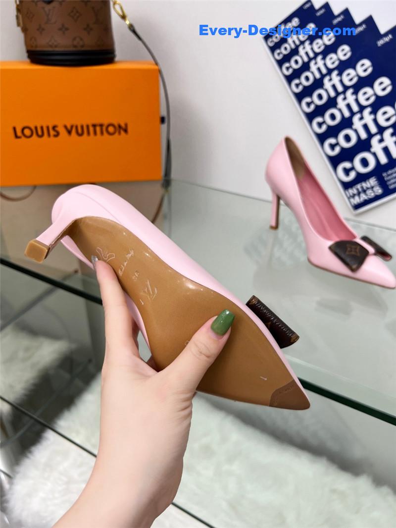 l0vis Vvtt0n lv bow high heels