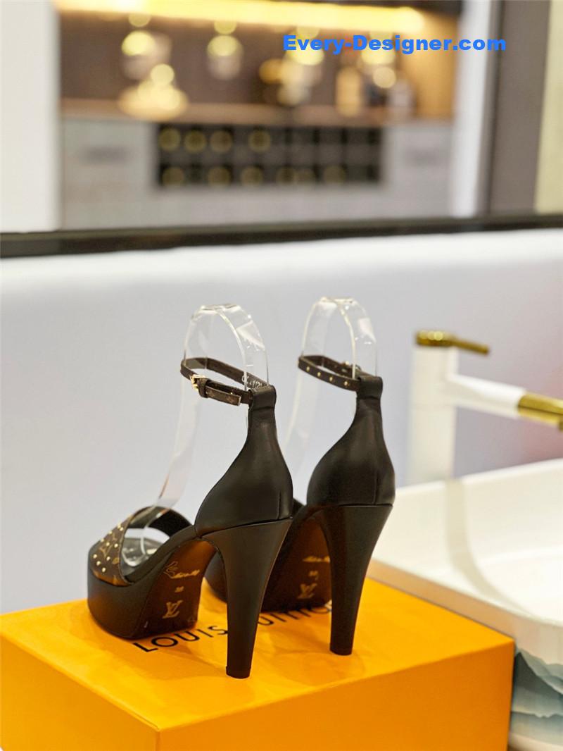 l0vis Vvtt0n lv platform high-heeled sandals