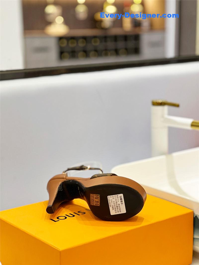 l0vis Vvtt0n lv platform high-heeled sandals