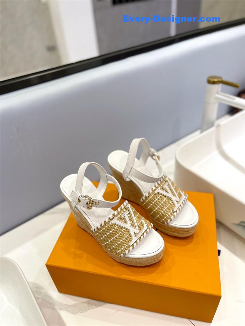 l0vis Vvtt0n lv latest catwalk platform sandals