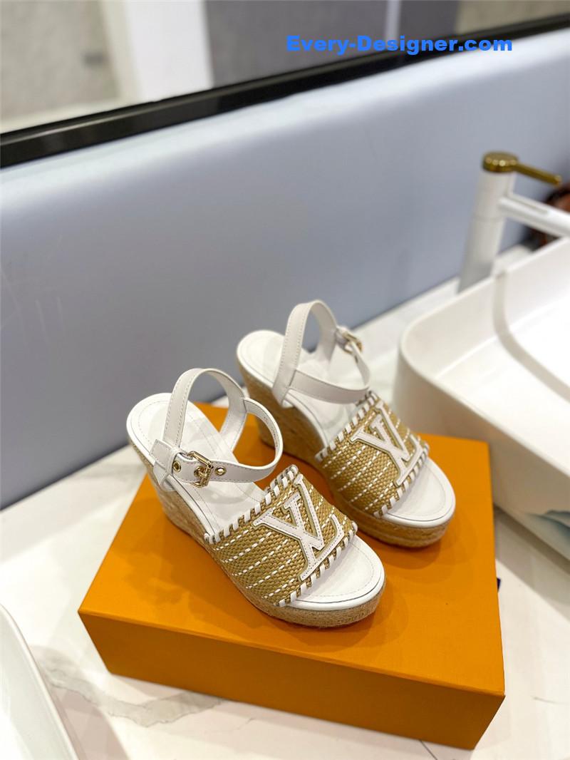 l0vis Vvtt0n lv latest catwalk platform sandals