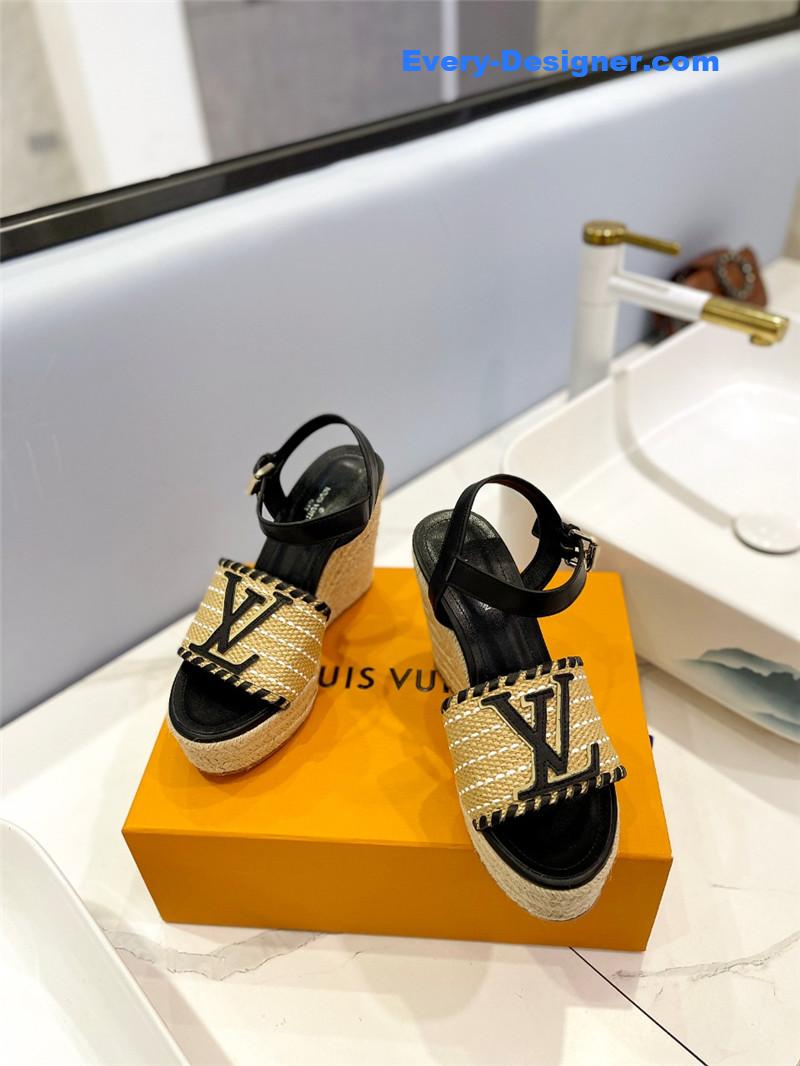 l0vis Vvtt0n lv latest catwalk platform sandals