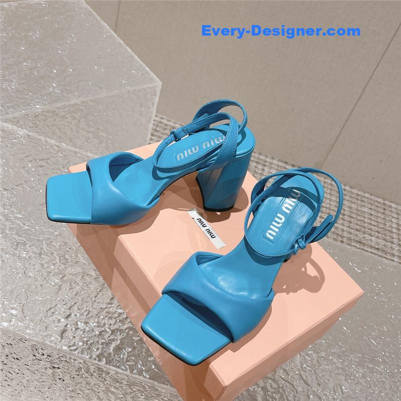M1um1u new rhinestone pinch sandals