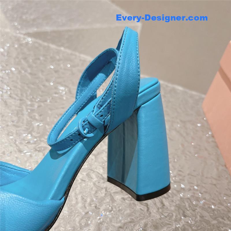 M1um1u new rhinestone pinch sandals