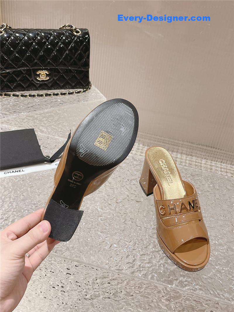 CC platform high heel slippers