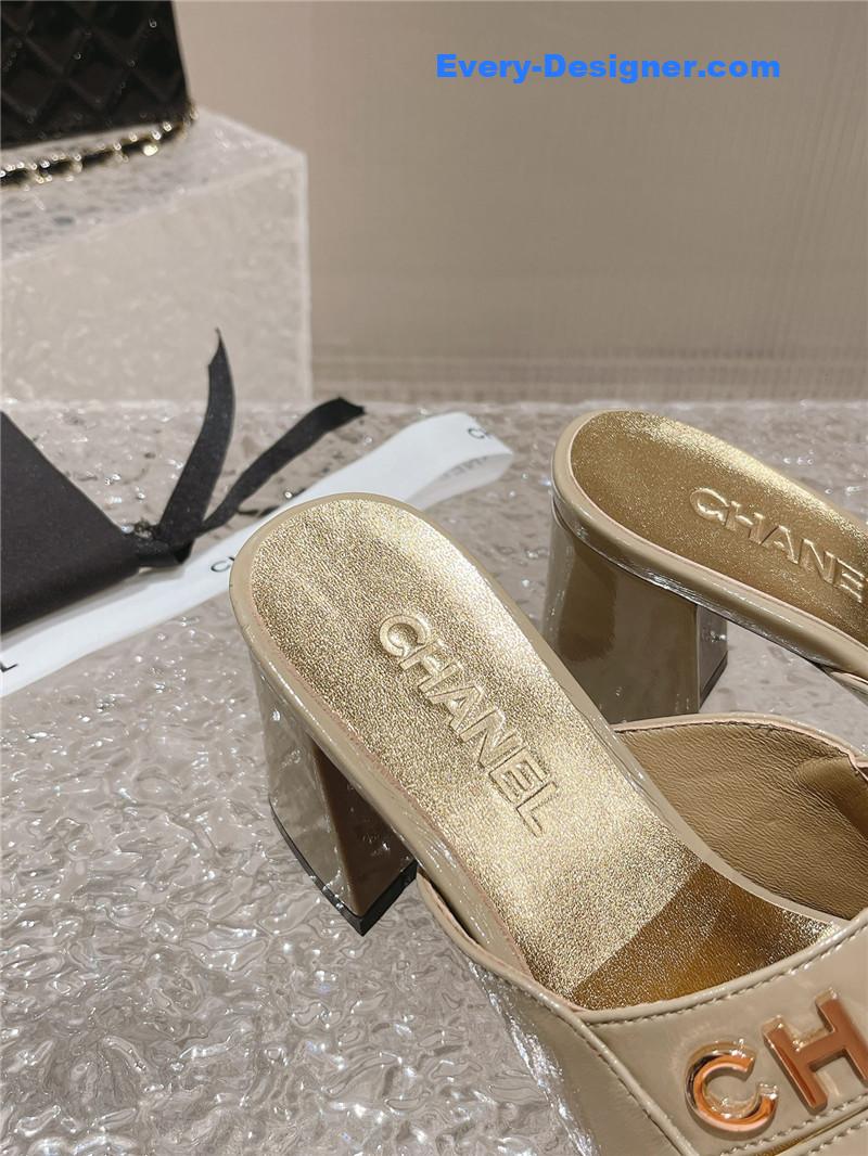 CC platform high heel slippers