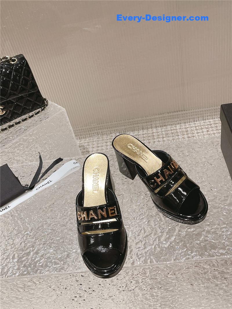 CC platform high heel slippers