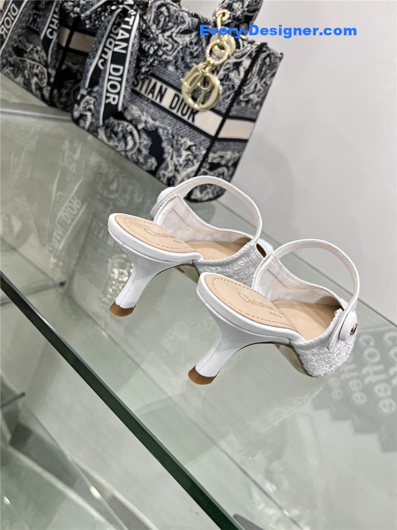 D10r webbing back air sandals