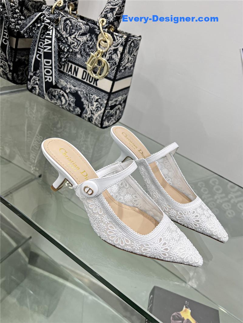 D10r webbing back air sandals