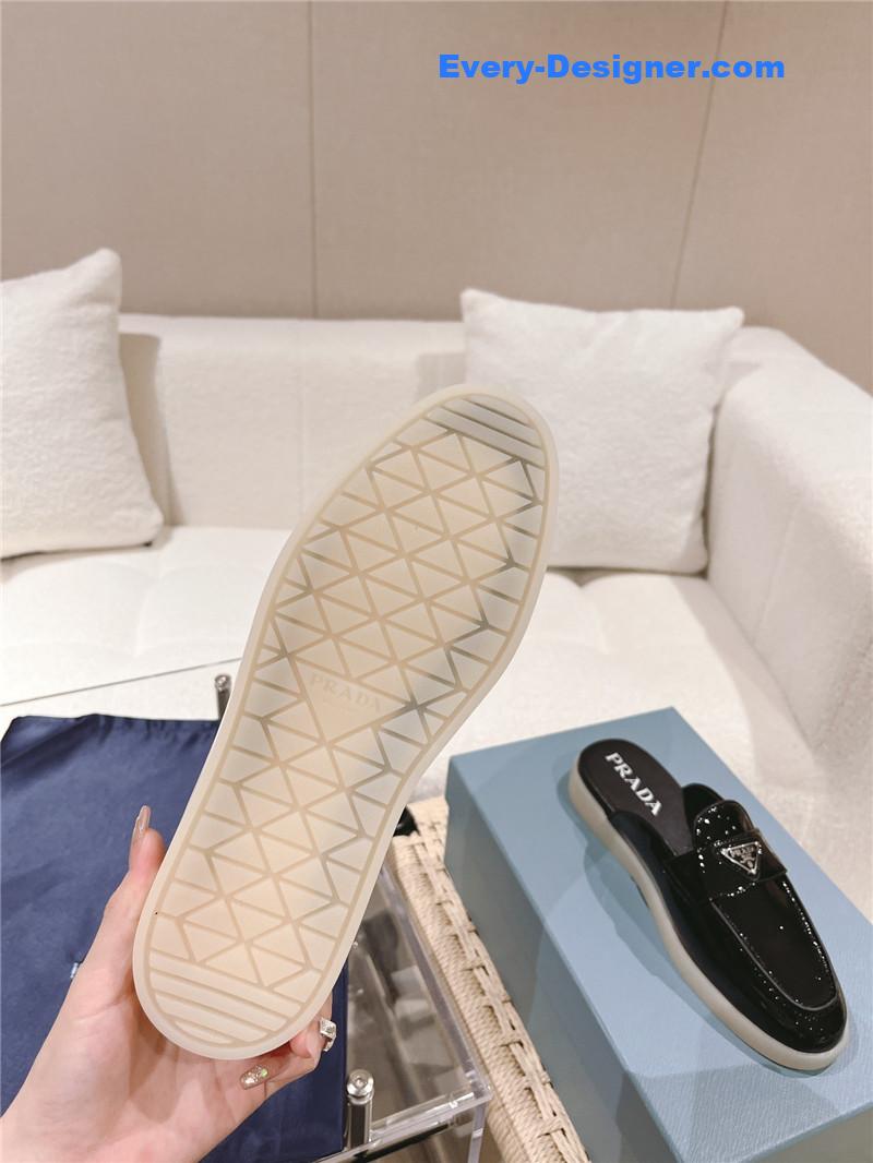 Pra*a spring and summer new slip-on loafers