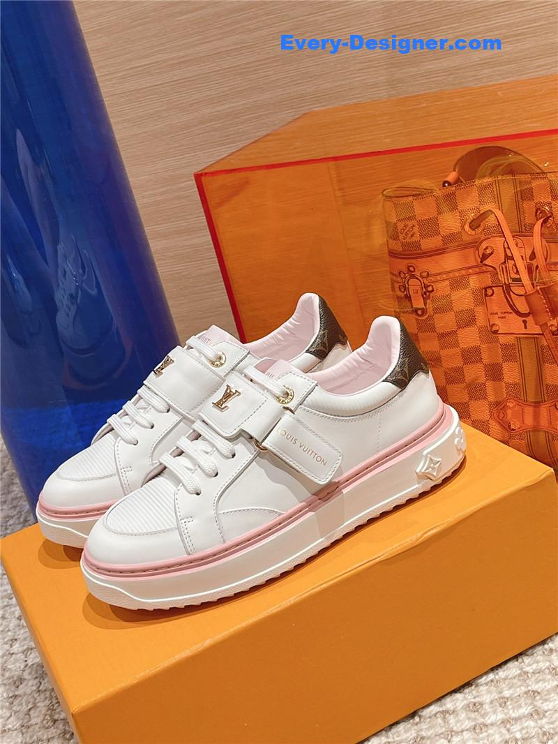 l0vis Vvtt0n lv new white shoes
