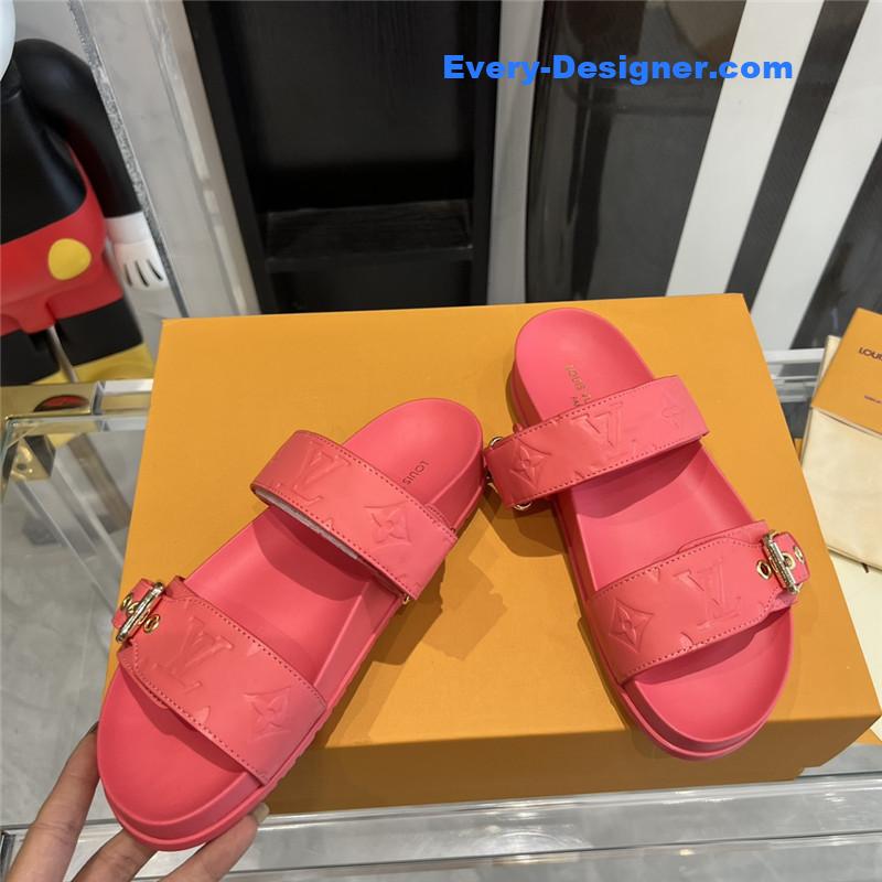 l0vis Vvtt0n lv spring summer beach slippers