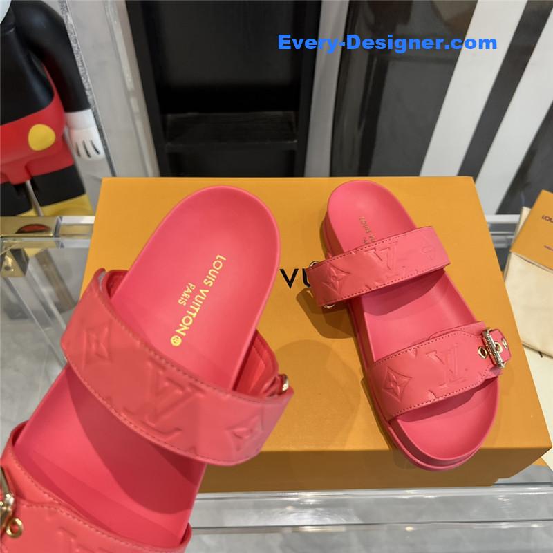 l0vis Vvtt0n lv spring summer beach slippers