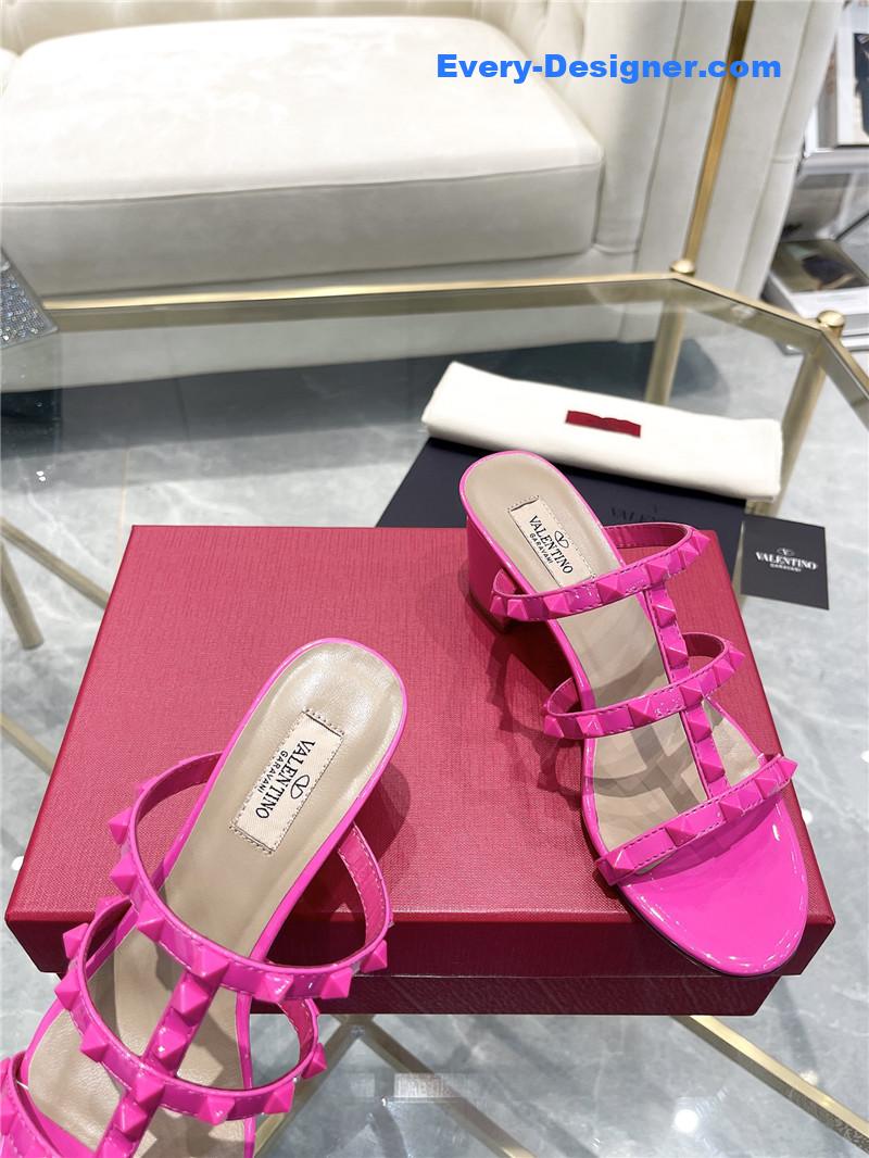 Va1e*ntin0 classic studded sandals
