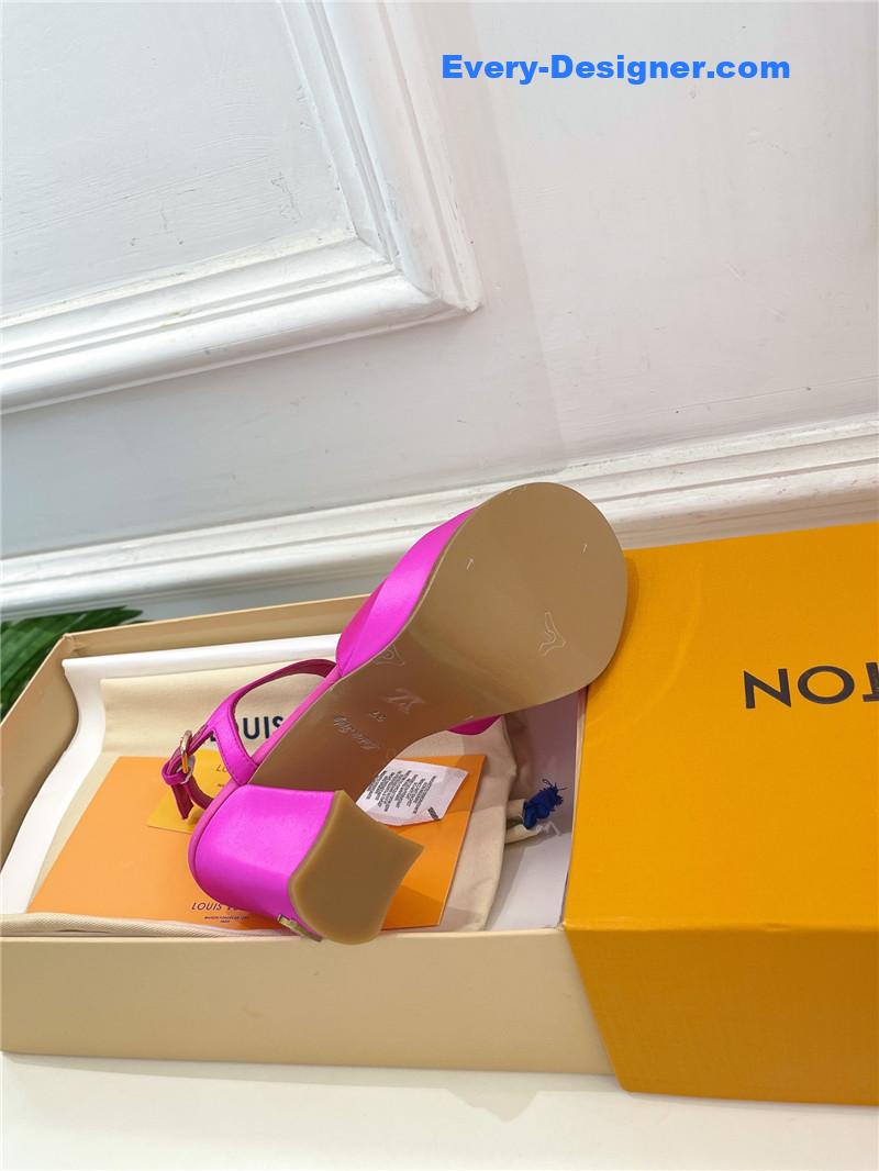 l0vis Vvtt0n lv explosive style platform high-heeled sandals